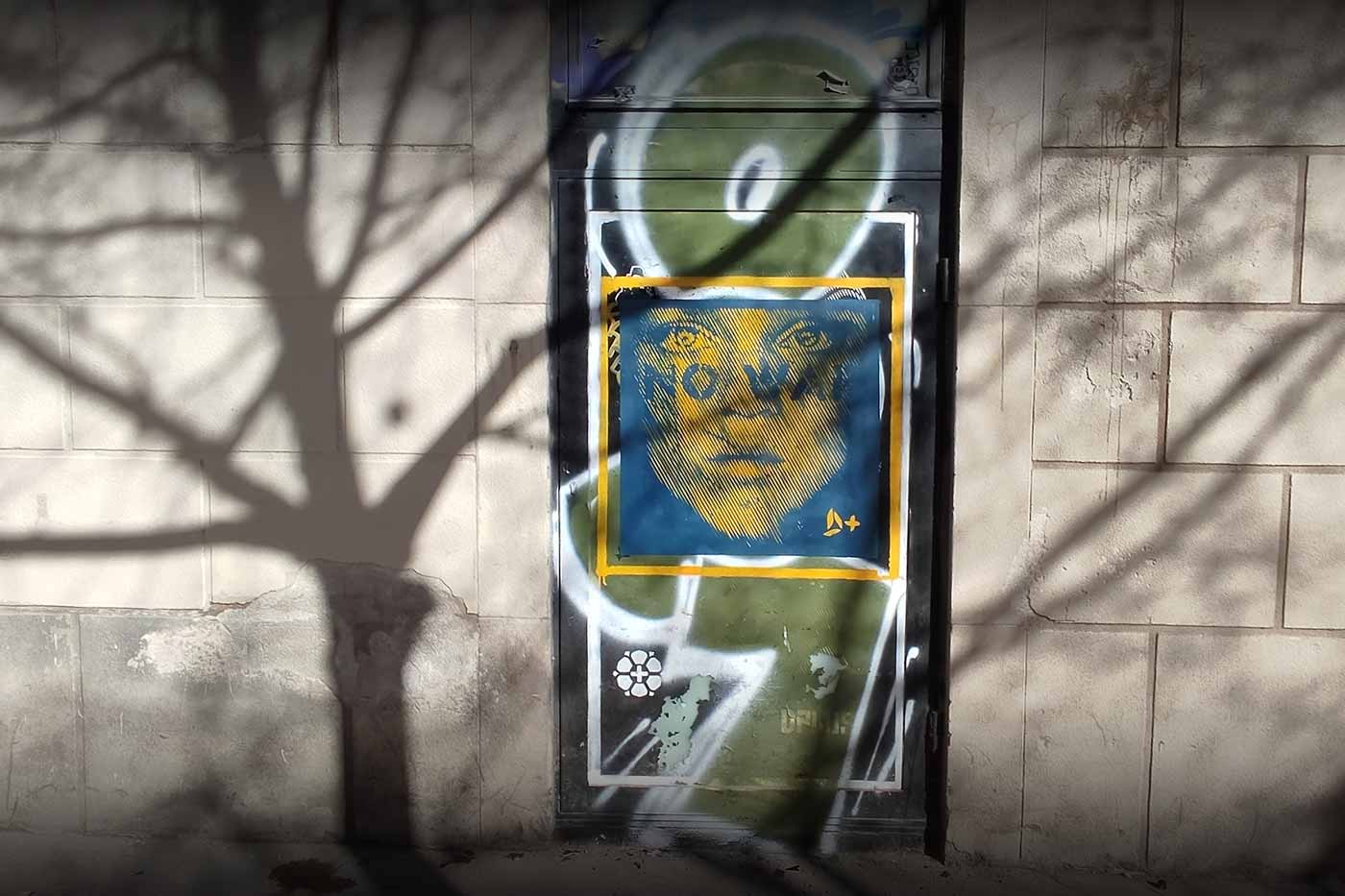 No War — street art, Gotico, Barcelona
